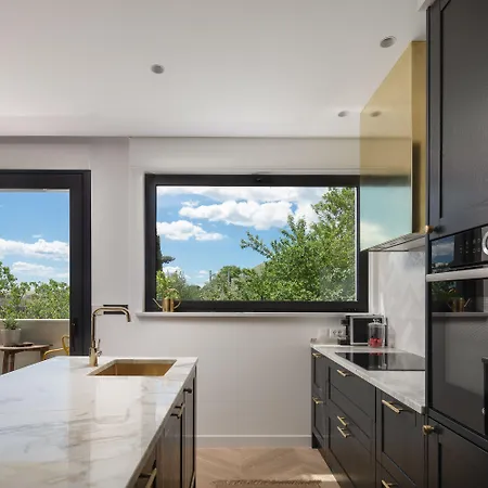 Apartment By Splendida Palace Split